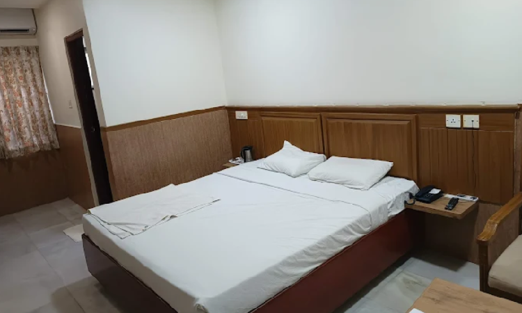 1 x Standard Room